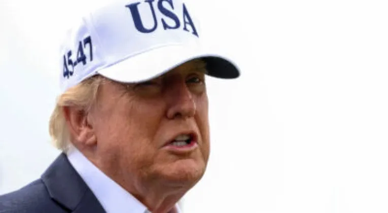 Trump Announces Russian Diesel Import Deal as Zelenskyy Protests