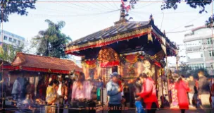 Devotees Throng Shakti Peeths and Devi Temples on Second Day of Navaratri