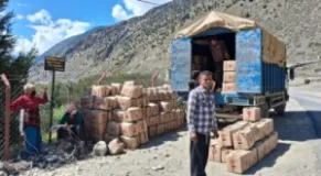 Only 30 Percent of Mustang Apples Reach Markets After Road Closures