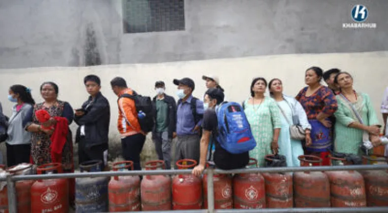 Gas Queues Persist a Month After Nepal's Industry Minister Changed