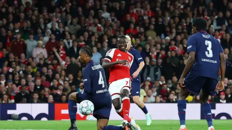 Arsenal Score Three in Seven Minutes to Beat Lille 3-0 in Champions League