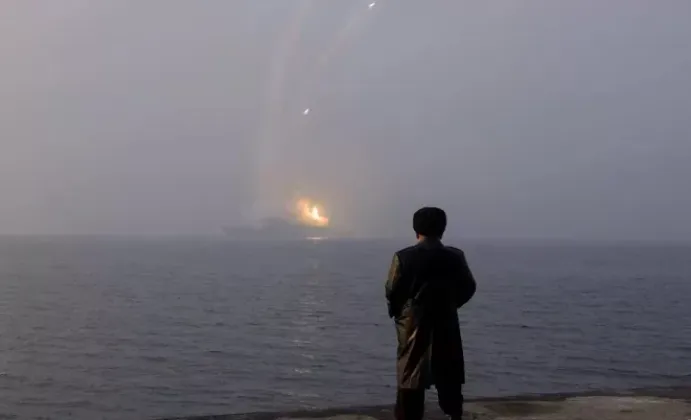 North Korea Tests Submarine-Launched Cruise Missiles Amid Border Tensions