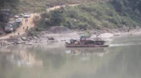 Ferry Service Resumes at Satighat on Arun River After Five-Month Suspension