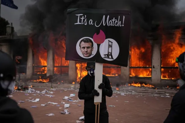 France Imposes Partial Curfew to Curb Riots and Looting