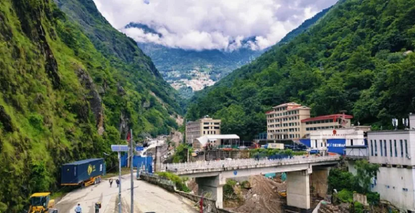 Tatopani border reopens for three days to import Dashain goods