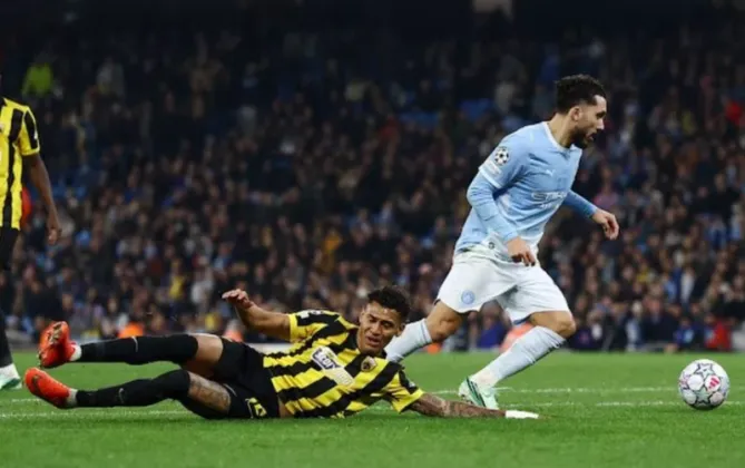 Phil Foden Hat-Trick Leads Manchester City to 5-1 Champions League Win Over AEK Athens