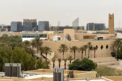US orders non-emergency staff to leave Saudi Arabia amid Houthi attacks