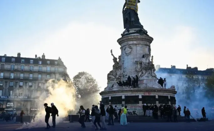 Paris Bans Protests in Key Areas Including Champs-Élysées as Macron Criticises Trump