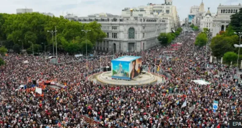 Thousands Protest Spain’s Housing Crisis and Rising Rents
