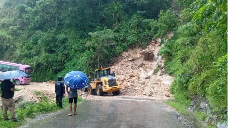 Flood-Damaged Besisahar–Chame Road Repairs Expected to Take About a Week
