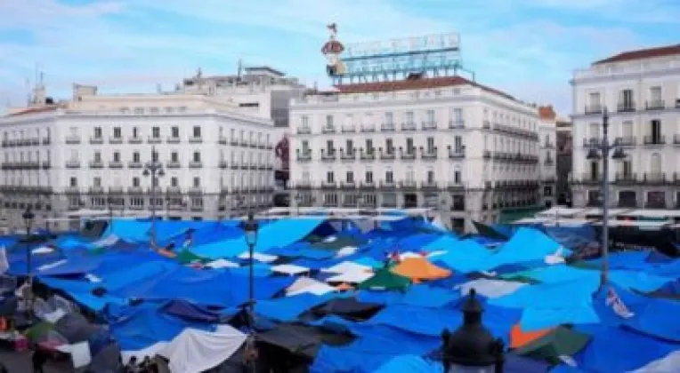Spain PM Pedro Sanchez Dissolves Parliament, Calls Snap Election for November 29