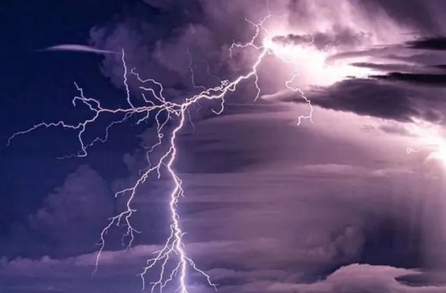 Seven Injured in Lightning Strike in Dhangadhi