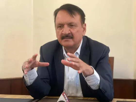 Prakash Sharan Mahat Accuses Nepali Congress Leadership of ‘RSP-isation’
